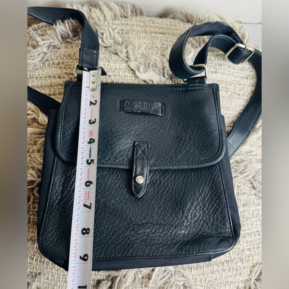 Fossil Crossbody Purse Bag - Fossil Black Leather Crossbody - Picture 6 of 9